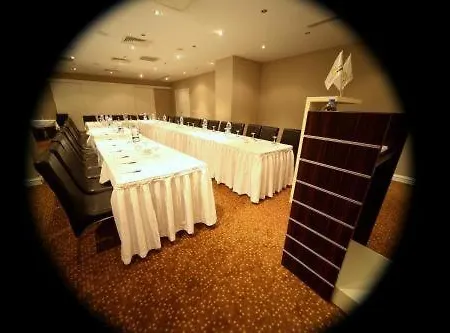 Golden Hill 酒店 4*