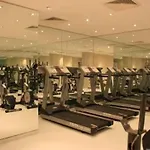 Golden Hill מלון 4*