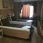 Golden Hill 4*