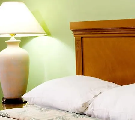 Otel Golden Hill 4*