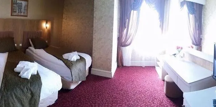 Golden Hill Hotel 4*