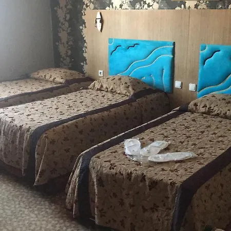 Golden Hill فندق